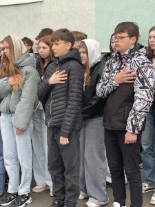 661518975 2162424737927094 1205550452562112897 N