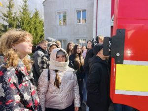 666549799 2163330631169838 8107097038656033543 N