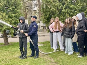 667783809 2163330381169863 393432179183786367 N