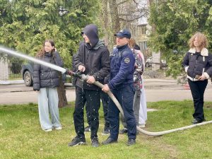 669031532 2163329774503257 3837451713281254091 N